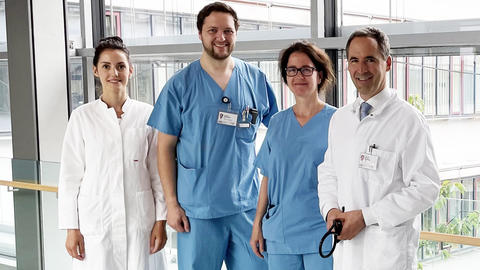 Das Forschungsteam: Doktorandin Zoe Kefalianakis, Oberarzt Dr. Jochen Dutzmann, Study Nurse Kathrin Ludwig und Klinikdirektor Prof. Dr. Daniel Sedding